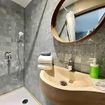 Charming Shared Rooftop Terrace Jacuzzi 360 View Mk2 Apartmán Budapešť