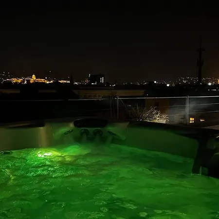 Lägenhet Charming Shared Rooftop Terrace Jacuzzi 360 View Mk2 Budapest