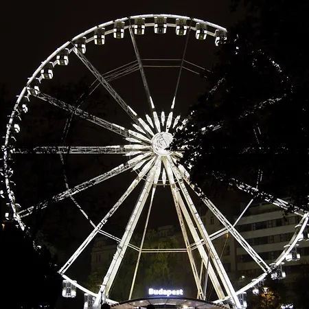 Charming Shared Rooftop Terrace Jacuzzi 360 View Mk2 * Budapest