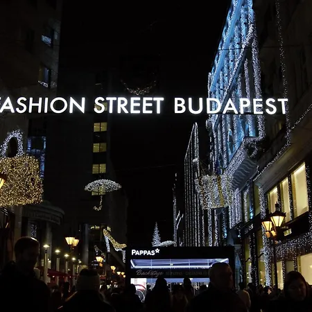 Charming Shared Rooftop Terrace Jacuzzi 360 View Mk2 Будапешт