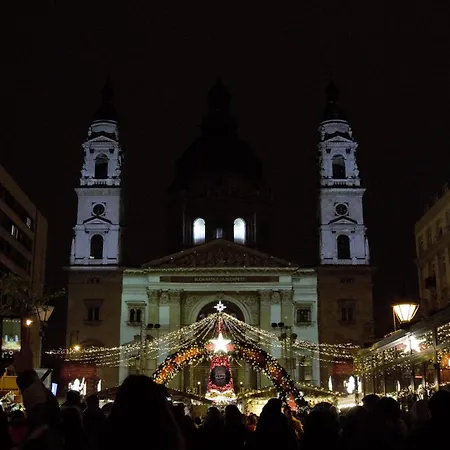 Charming Shared Rooftop Terrace Jacuzzi 360 View Mk2 Budapest