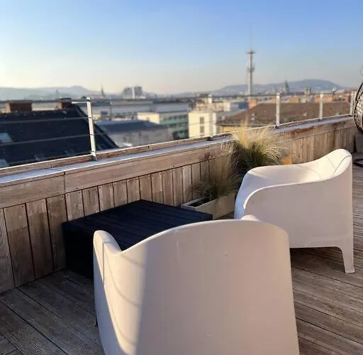 Apartament Charming Shared Rooftop Terrace Jacuzzi 360 View Mk2 Budapesta