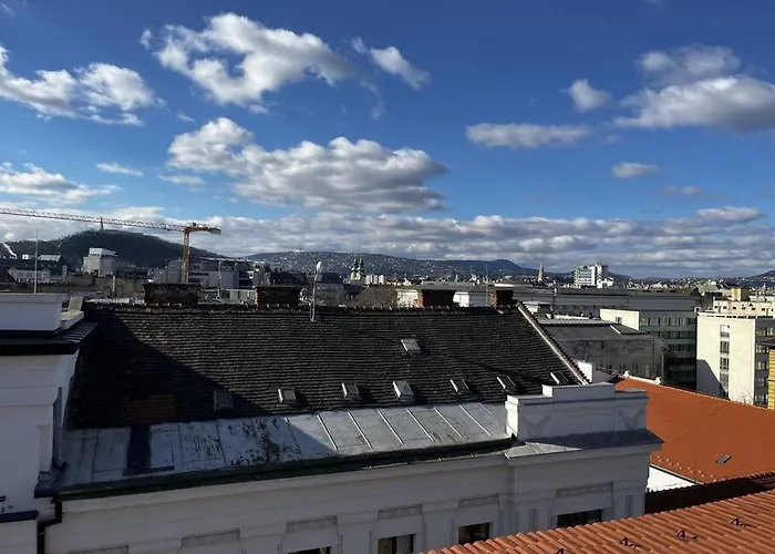 Charming Shared Rooftop Terrace Jacuzzi 360 View Mk2 Appartement *