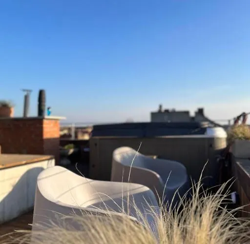 Charming Shared Rooftop Terrace Jacuzzi 360 View Mk2 * Budapest