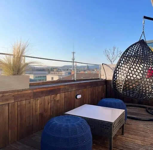 Appartement Charming Shared Rooftop Terrace Jacuzzi 360 View Mk2